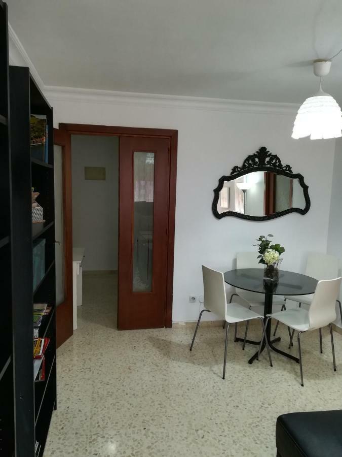 Luminoso Y Amplio Apartamento Sevilla Eksteriør bilde